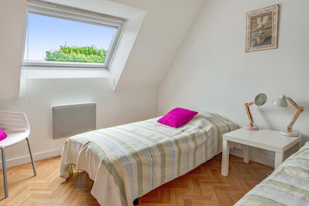 Maison de 2 chambres a Guimaec a 500 m de la plage avec vue sur la mer jardin amenage et wifi Extérieur photo